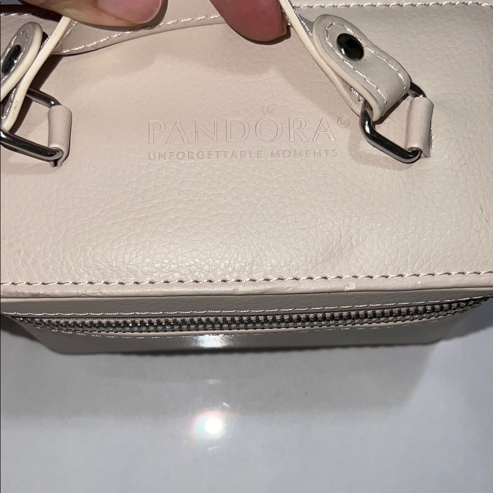 Pandora Cream Leather Jewelry Case. Cream color
